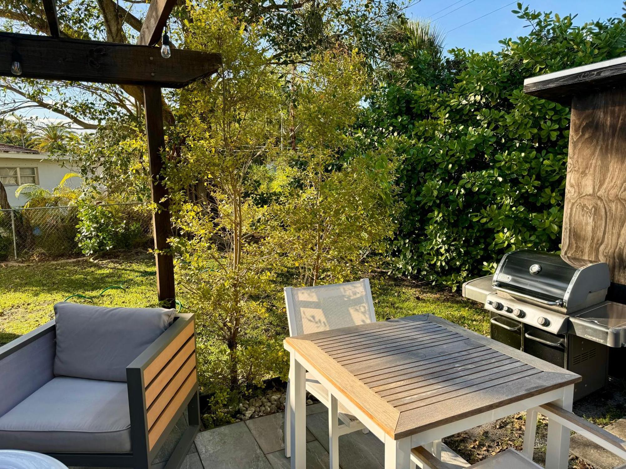 Hot Tub House On Golf Course! 10 Mins To The Beach 迈阿密 外观 照片